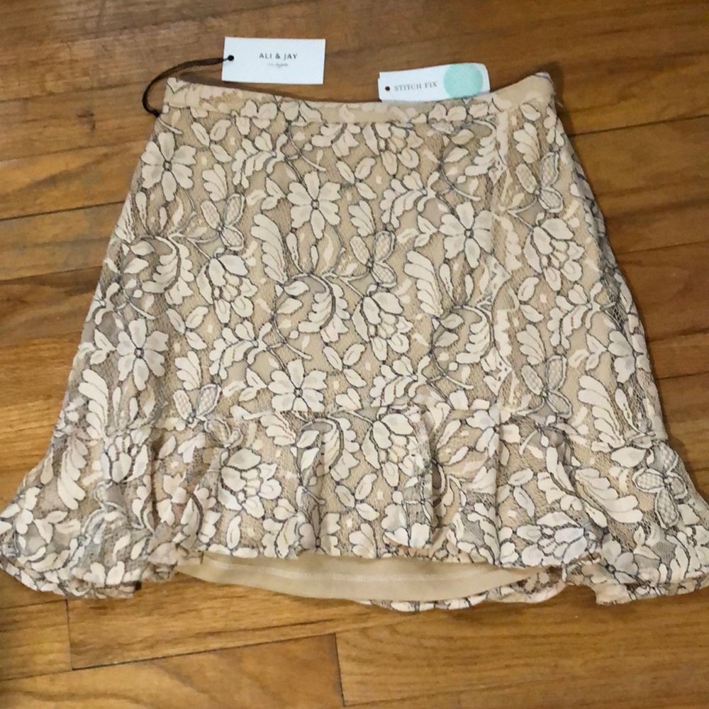 Ali & Jay Lace Mini-Skirt
